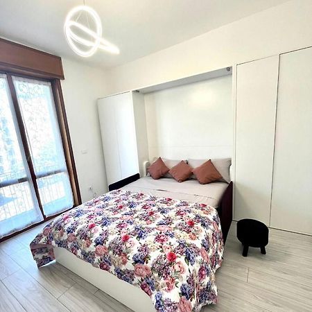 Marghespace Zona Stazione Centrale Appartamento Con Letto Matrimoniale E Bagno Milano Exteriör bild
